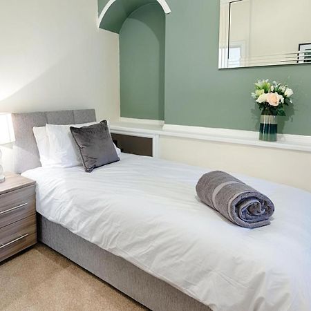 The Super Victoria Villa Swansea Ngoại thất bức ảnh